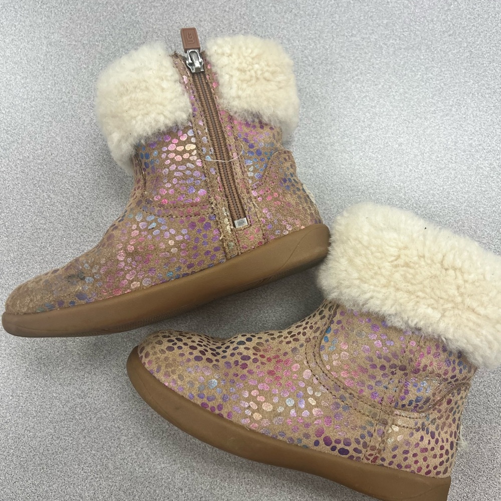 Kids Ugg Boots Sz 11